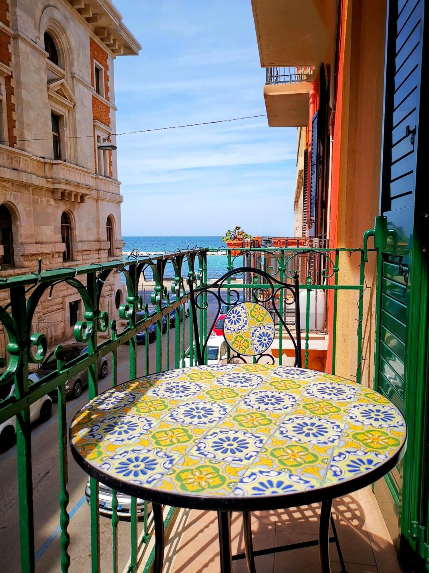 Cattaro 65 - Flexible Check-In Apartments Bari Exterior foto
